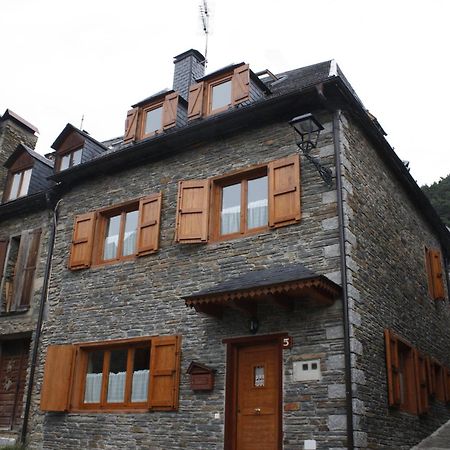 Apartamentos Valle De Aran Mont エクステリア 写真