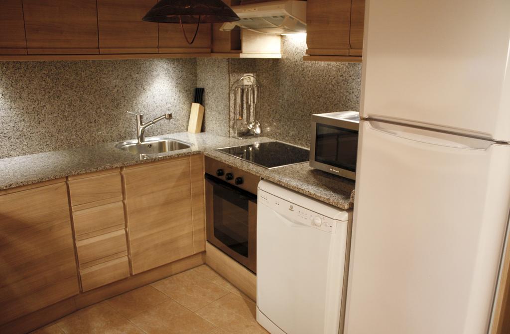 Apartamentos Valle De Aran Mont エクステリア 写真